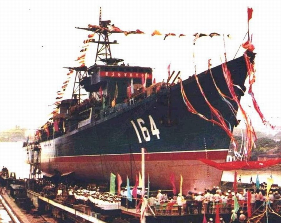 湛江1987年GDP_湛江2030年高楼照片(3)