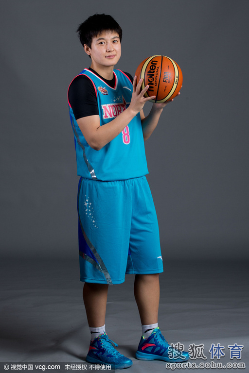 WCBA全明星北区写真 邵婷高颂领衔首发