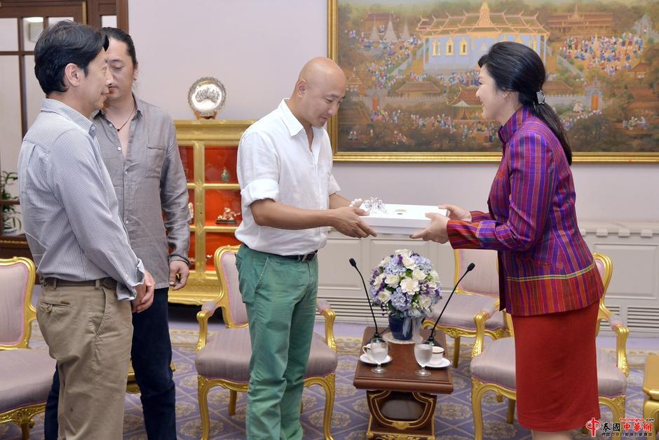 小成本电影_低成本高收入的电影(2)