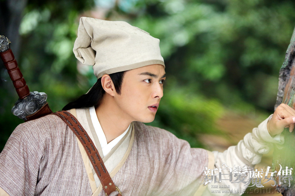 《<em>新白发魔女传</em>》将播 看叶祖新帅气亮相新剧