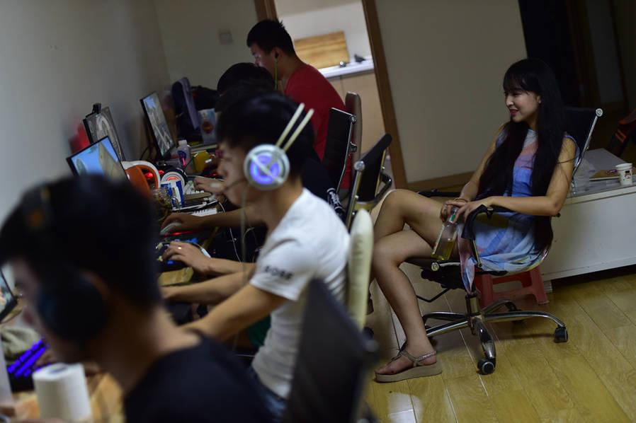 仙阁电竞俱乐部_职业电竞俱乐部收入