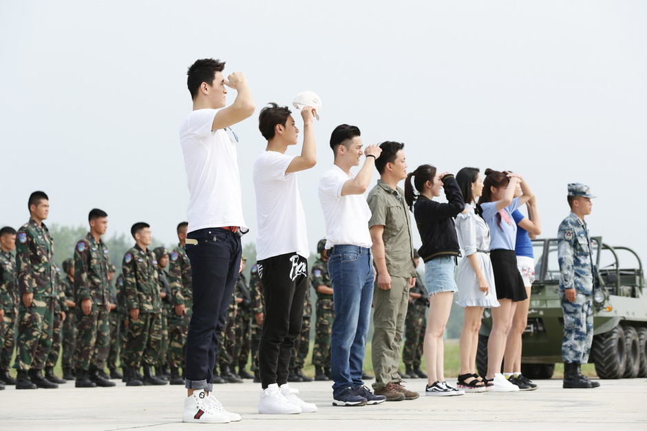 孙杨杨幂领衔加盟 《真正男子汉2》热血开播-