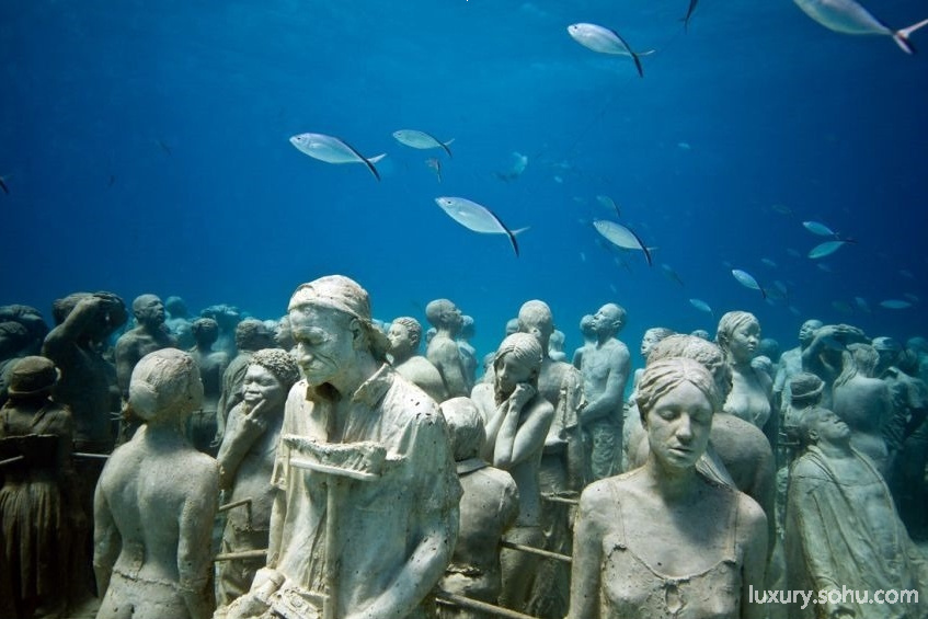 坎昆水下博物馆:潜水游览 灵异气氛如同逛陵园
