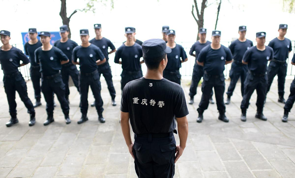 揭秘重庆特警突击队水下蛙人组