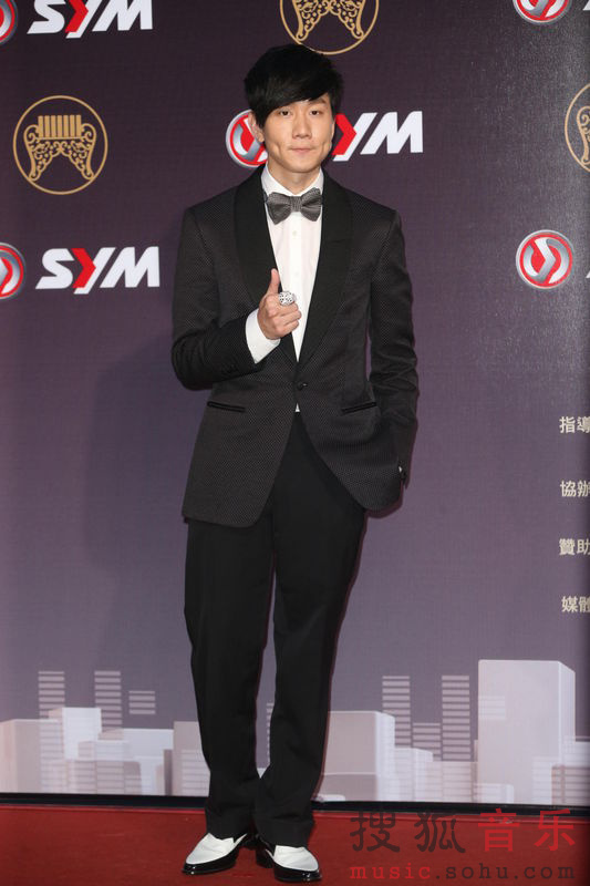 第25届金曲奖红毯 林俊杰亮相被称"准歌王"