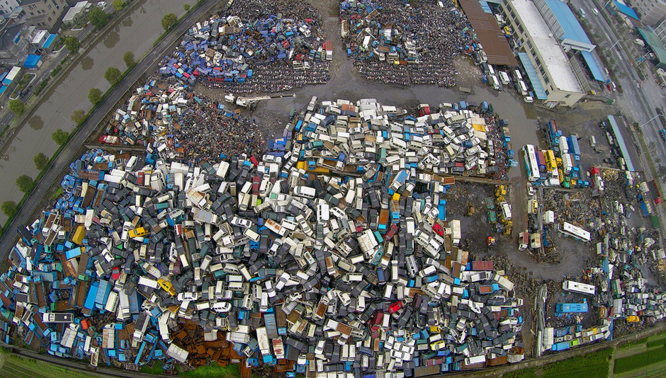 杭州现报废车坟场 高空俯瞰震撼人心7615941