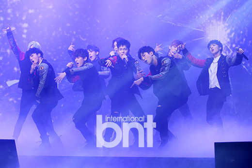 SF9举行新专showcase 实力新人尽显霸气-娱乐