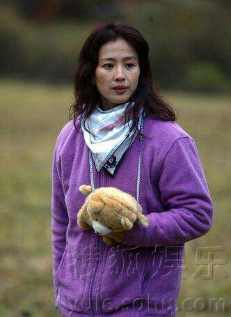 刘亦菲妈妈旧照貌美如花:神仙姐姐基因太好了6686045-娱乐频道