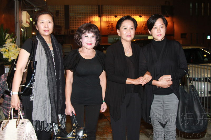 粤剧名伶陈剑声设灵 林建岳母亲现身5480449