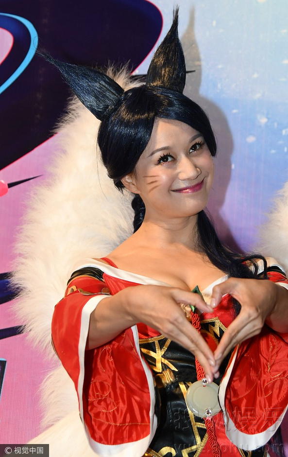 “祝无双”变九尾狐!倪虹洁性感抢镜比心卖萌