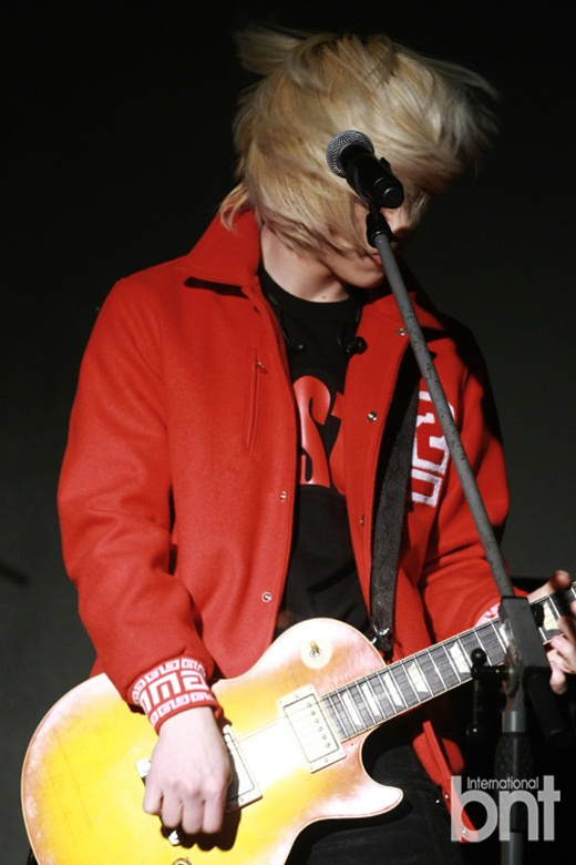 CNBLUE等出席电视剧《清潭洞111》后续发布