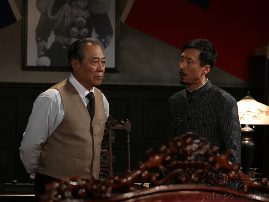 麻雀春天》热拍葛四掌管监狱训斥华妃58413