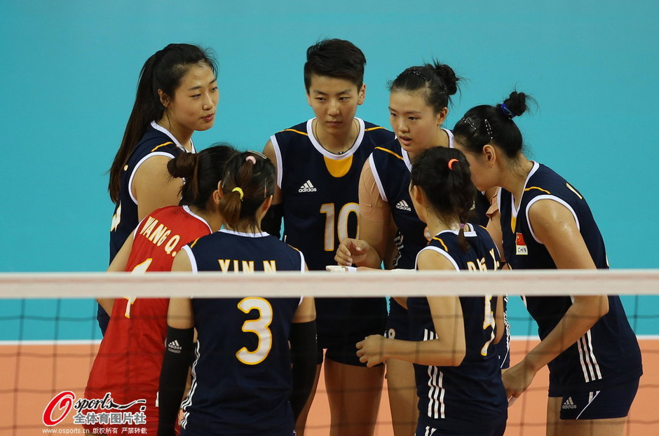 高清:<em>亚运会女排决赛</em>中韩对决 刘晏含大力扣杀