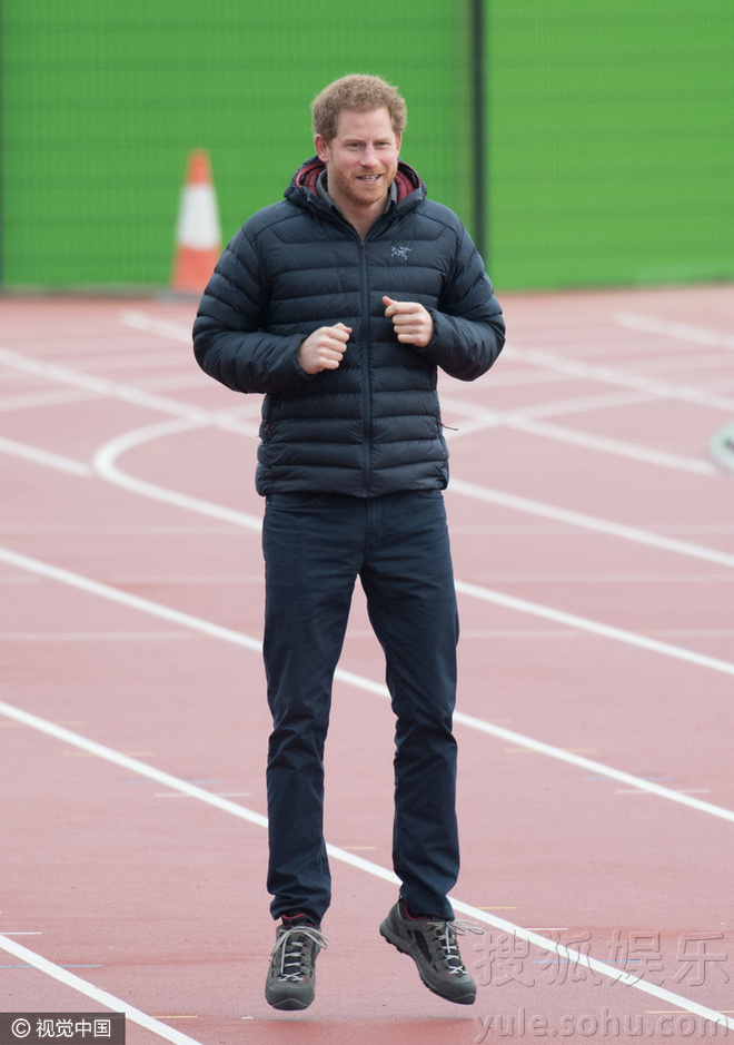 奔跑吧王室!凯特王妃威廉王子哈里王子赛跑88