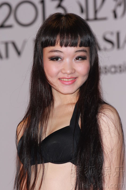 亚洲小姐深圳选美图片