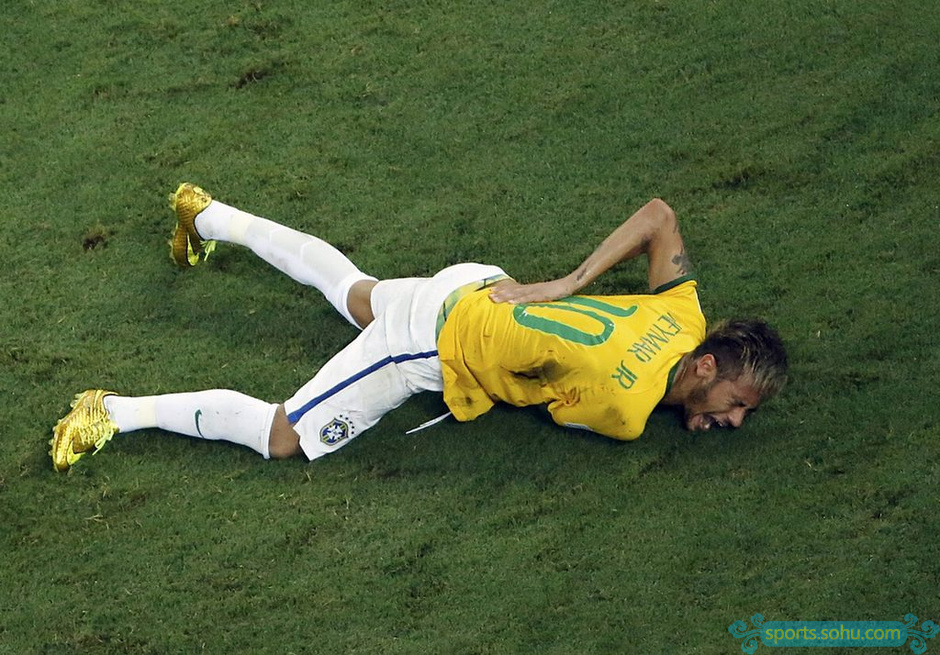 1\/4决赛十大表情:内马尔受伤痛哭 J罗饱含泪水