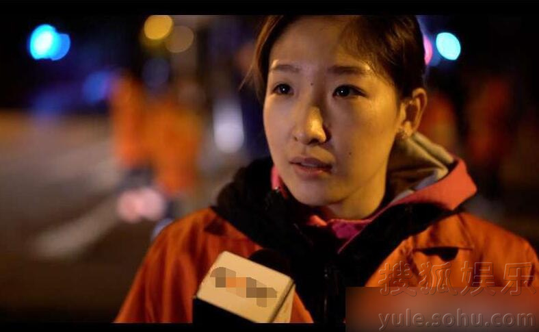 奥运冠军刘诗雯清晨扫大街 体验环卫工人生活