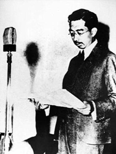 日本宣布无条件投降日经典照片 【老照片】 - sdjnwzg - WZG的博客 日本宣布无条件投降日经典照片 【老照片】 - sdjnwzg - WZG的博客
