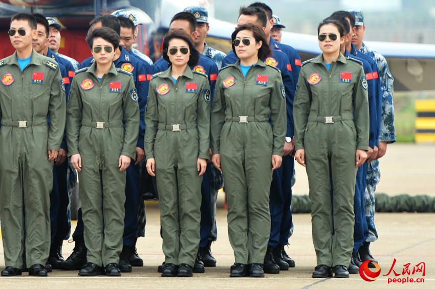 盘点中国女兵:巾帼英雄战斗在海陆空天 空军女歼击机