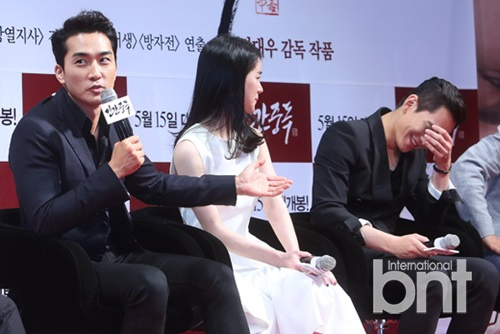 宋承宪林智妍等出席《人间中毒》Showcase6