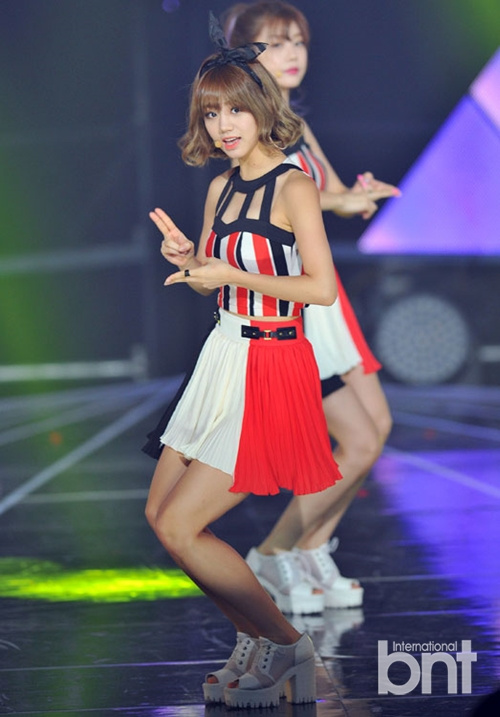 泫雅GirlsDay《The Show》热力奉献精彩舞台