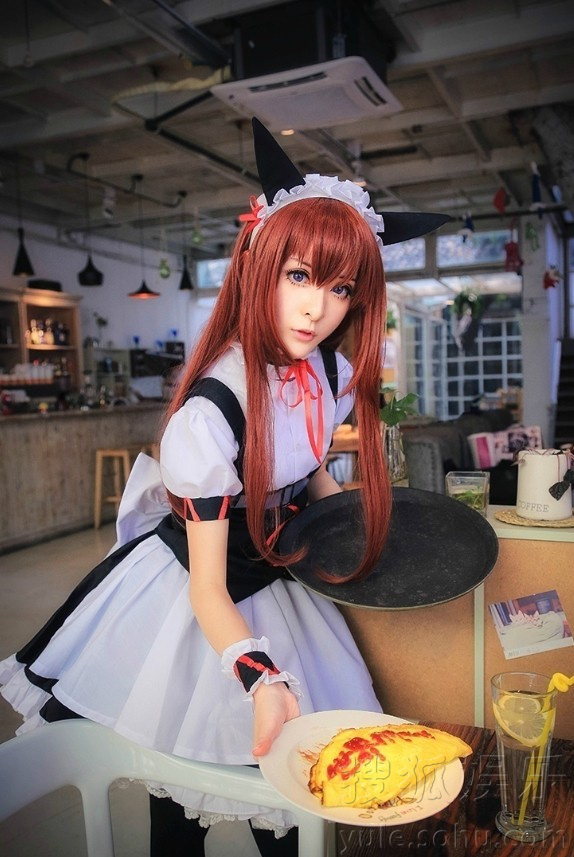 16岁徐娇猫耳女仆装出镜 变身混血美娇娘