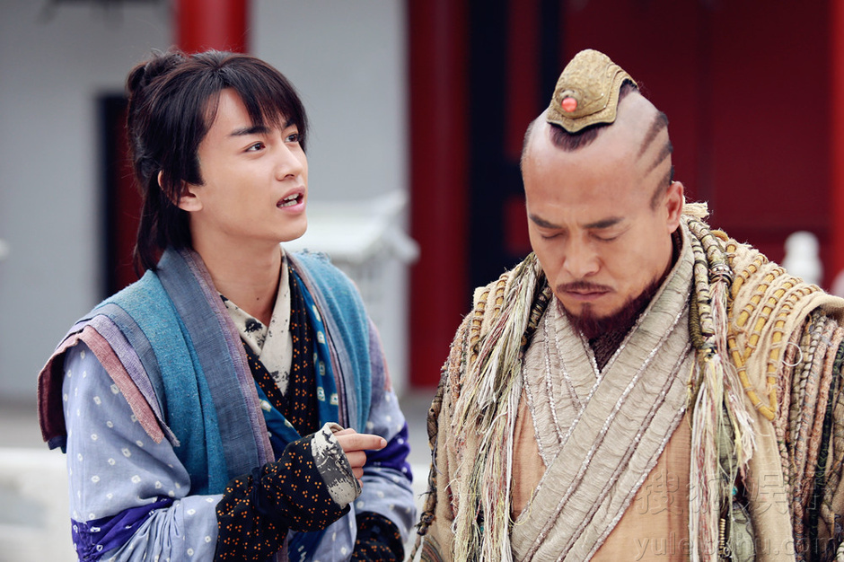 黑子《神雕侠侣》杀青 扮演金轮法王霸气十足