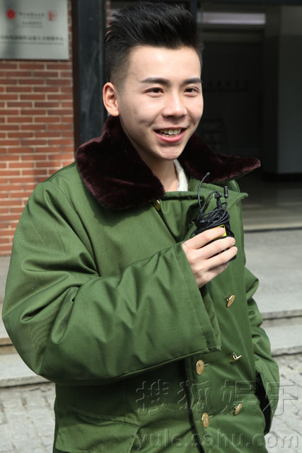 上戏艺考SNH48赵嘉敏现身 表演系招生200挑