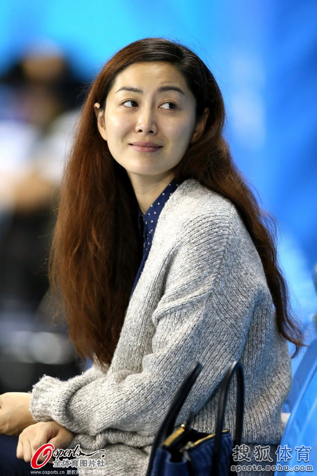 高清:29<em>日美女</em> 混血御姐无比性感孙妍在露酥胸