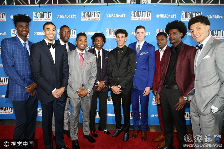 高清图:2017NBA选秀即将开始 乐透球员合影肖