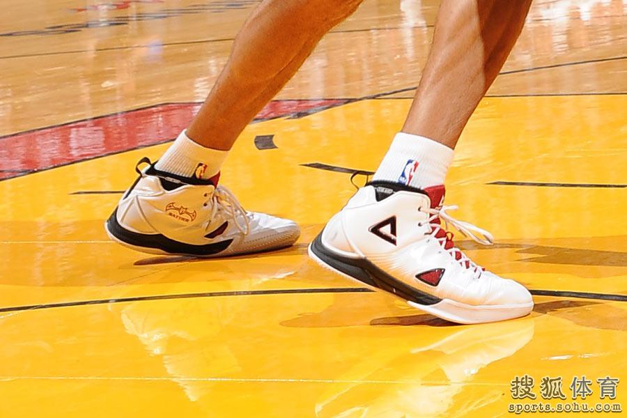 高清:12-13NBA总决赛抢七战球鞋精选514718