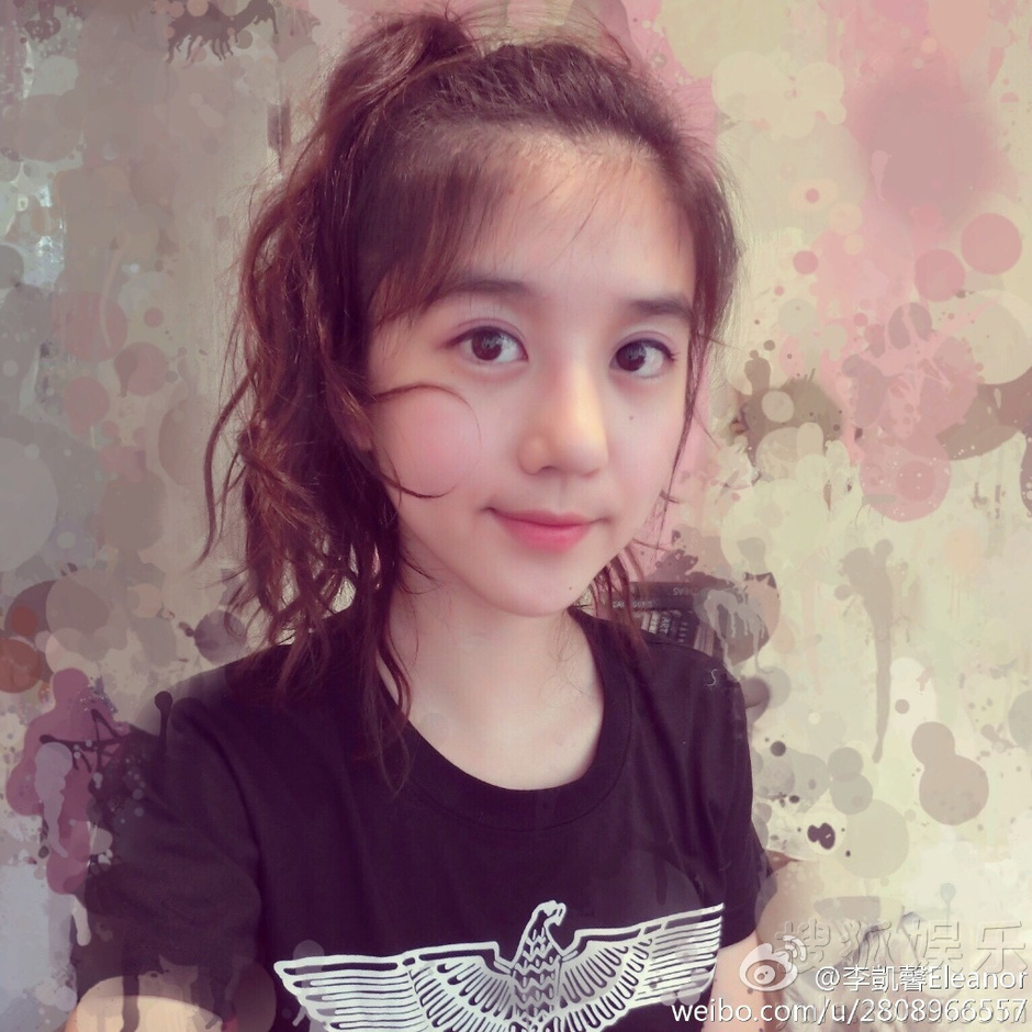 苹果女主李凯馨海量私照 颜值逆天的逗比女神