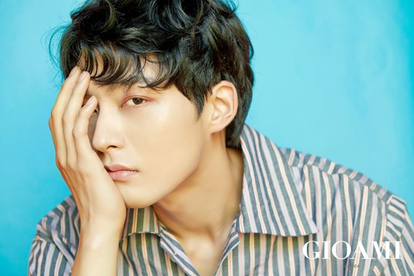 《Produce101》朴圣雨最新写真 从青涩到成熟