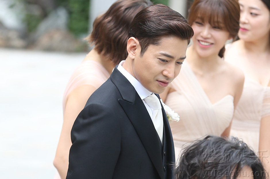 Eric罗惠美举行婚礼 神话集体助阵担任伴郎9049393-娱乐频道图片库-大视野-搜狐