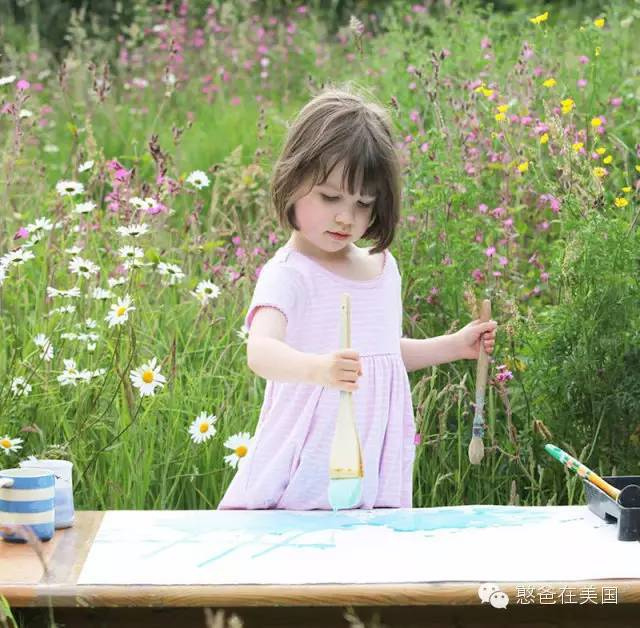 这个自闭症小女孩,用她的艺术天赋感动世界