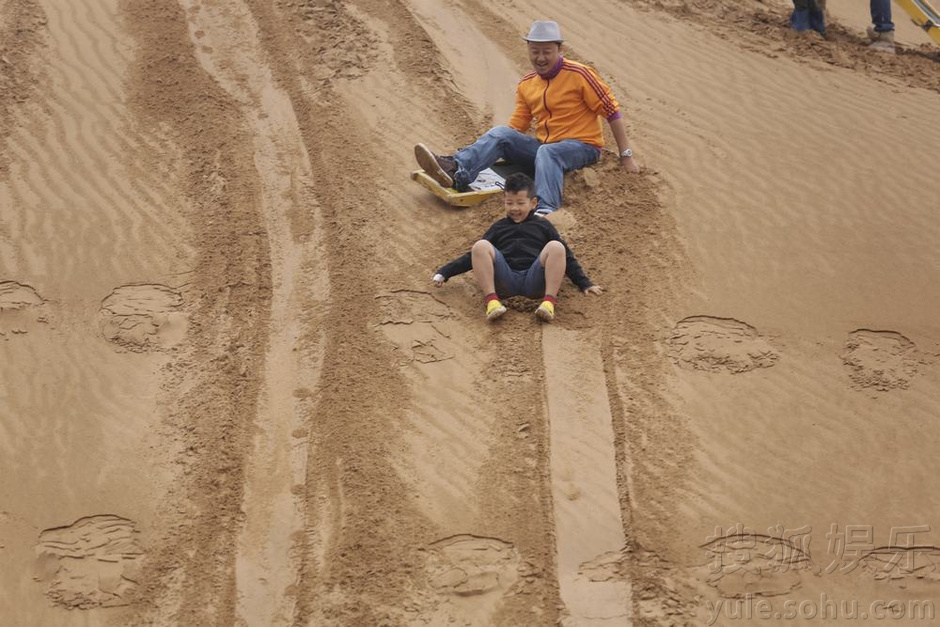 《爸爸去哪儿》热播 郭涛&郭子睿组图合集56