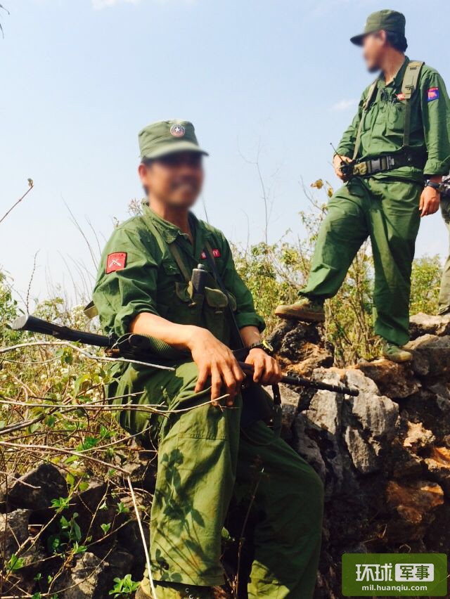 果敢同盟军与缅军继续交战 女兵在后方医院待命