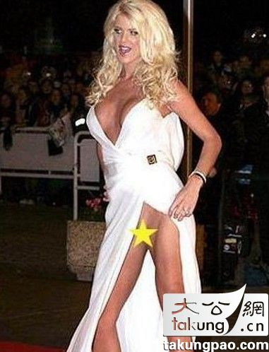 豪放女星不穿内裤走光周迅舒淇下身失守赶时髦5