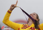 2012年8月7日，2012年伦敦奥运会RS:X级-女子帆船帆板决赛，西班牙选手玛丽娜・阿拉巴夺冠。...