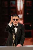 搜狐娱乐讯 第33届香港电影金像奖于4月13日在香港文化中心隆重举行。最佳导演奖：王家卫/《一代宗师...