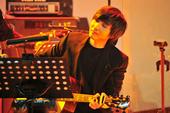 昨晚，那英+张亚东新春音乐会在橙色大厅举行。天后那英与音乐总监张亚东及其带领的年青的一批乐队完美的配...