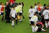 本届世界杯决赛一触即发，而决赛的对手，德国和阿根廷，堪称世界杯上一对欢喜冤家，从1986年到1990...