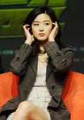搜狐娱乐讯 （陆十三/文 马森/图 张科明/视频）韩国电影《夺宝联盟》将作为2013年第一部分账片在...