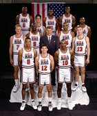梦一队拥有历史上最为优秀的一群篮球运动员，阵中有多达六位成员在其职业生涯中曾赢得NBA最有价值球员荣...