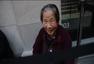 中国大妈在美抢购iPhone6 被警察抓走