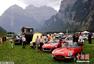 瑞士举行英国汽车集会 各式经典老爷车亮相