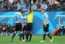 高清图：世界杯乌拉圭小胜英格兰 苏神独中两元