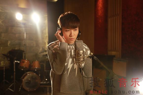 徐良李晟新歌MV明日首播 现场照提前曝光