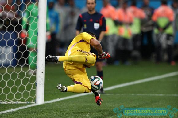 点球回放:罗梅罗两扑立功 阿根廷战胜橙衣军团