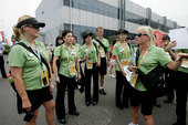 8月24日下午16点，参加北京奥运会闭幕式的演员和观众们已经开始入场。搜狐奥运 唐怡民 摄